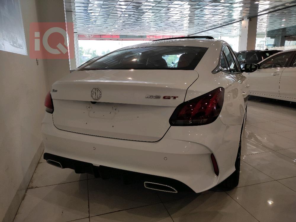 MG GT